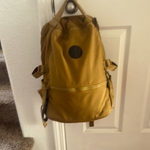 Lululemon  New Crew Backpack Mustered (Sold out in all stores).